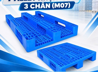 mua-pallet-3-chan-gia-si-o-tphcm-nhua-ngoc-loan