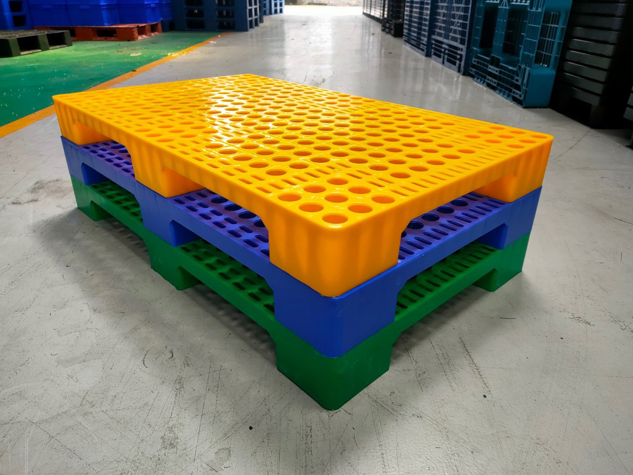 si-pallet-nhua-tphcm